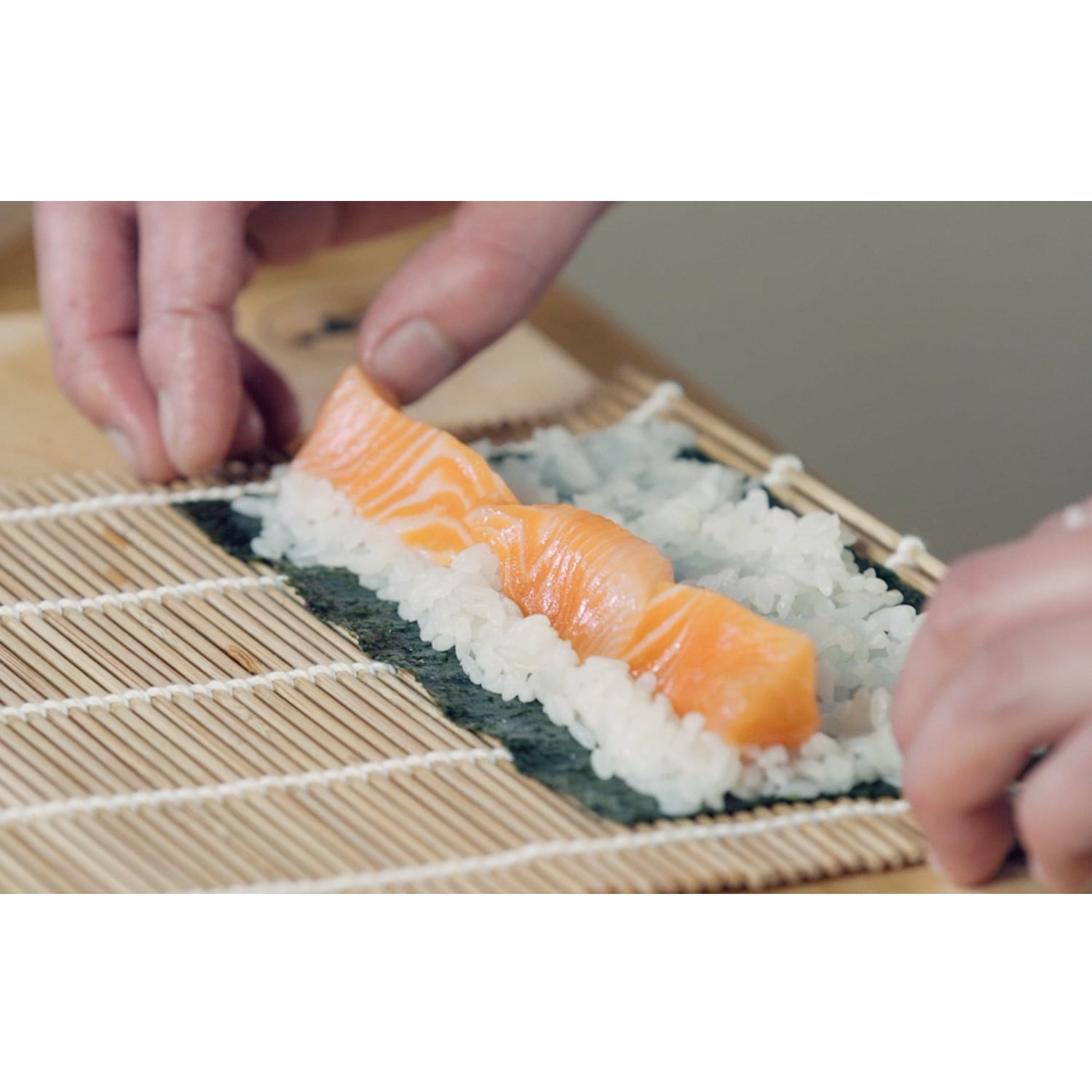 aya Sushi Making Kit Bamboo Kit 2, Complete with Sushi Chef Knife, Online  Video Tutorials, 2 Rolling Mats, Paddle, Spreader, 5 Pairs of Fiberglass